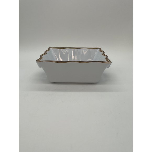 Kitchen Stuff Plus Square White Caserole s/Gold Trim Oven to Table Ware - Picture 5 of 6